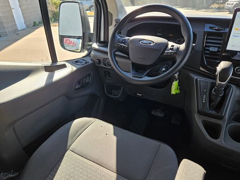 Used 2023 Ford Transit 350 XLT image 9