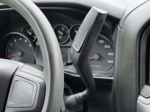 Used 2021 Chevrolet Silverado 1500 Custom Trail Boss w/ LPO, Dark Essentials Package AWD/4WD image 6