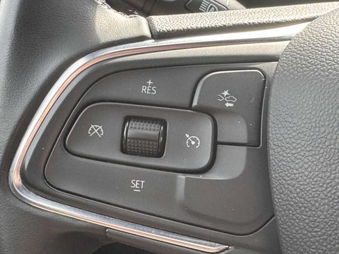 Used 2024 Buick Envista Sport Touring FWD image 25
