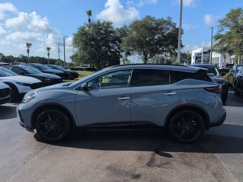 Used 2024 Nissan Murano SV w/ SV Midnight Edition Package FWD image 7