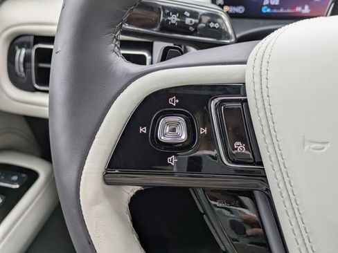 New 2026 Lincoln Aviator Black Label w/ Jet Appearance Package image 23