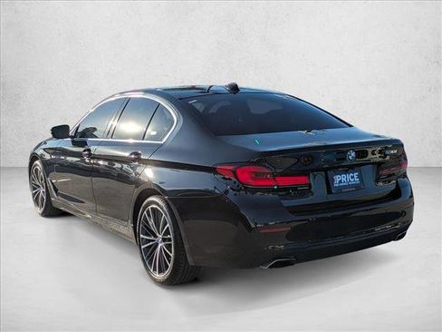 Used 2023 BMW 530i w/ Convenience Package image 8