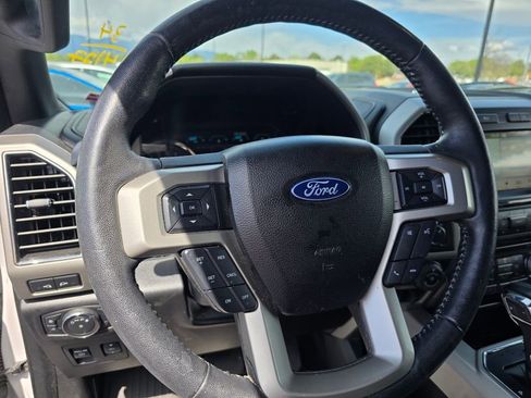 Used 2018 Ford F150 Lariat w/ Equipment Group 502A Luxury AWD/4WD image 22
