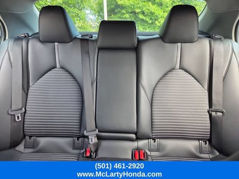 Used 2024 Toyota Camry SE FWD image 10