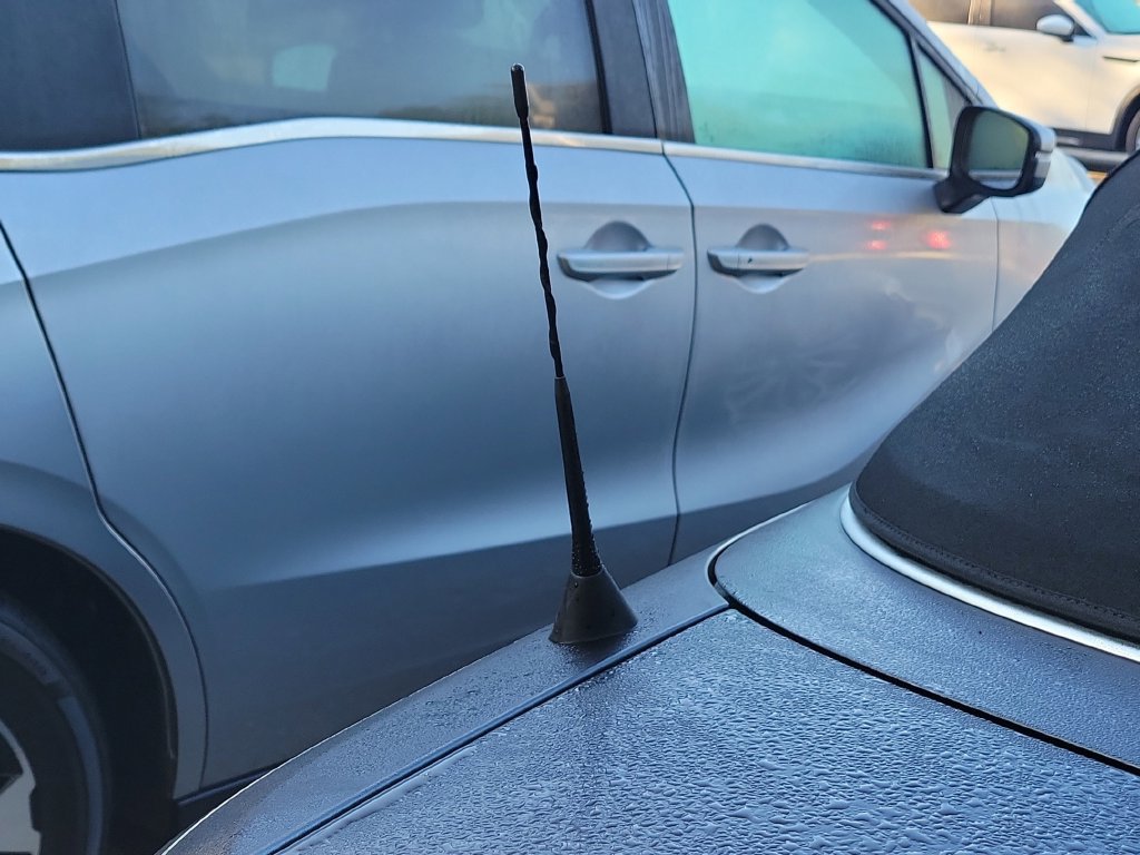 Used 2015 BMW 228i Convertible RWD image 20