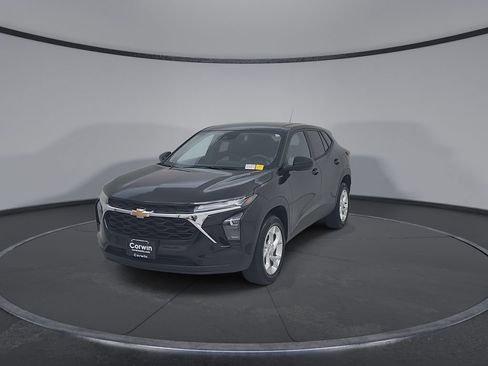 Used 2026 Chevrolet Trax LS w/ LS Convenience Package FWD image 6