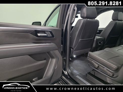 Used 2025 Chevrolet Suburban RST w/ Sun And Tow Package image 19