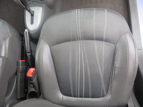 Used 2015 Chevrolet Spark LT image 39