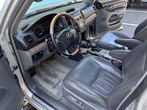 Used 2004 Lexus GX 470 AWD/4WD image 18