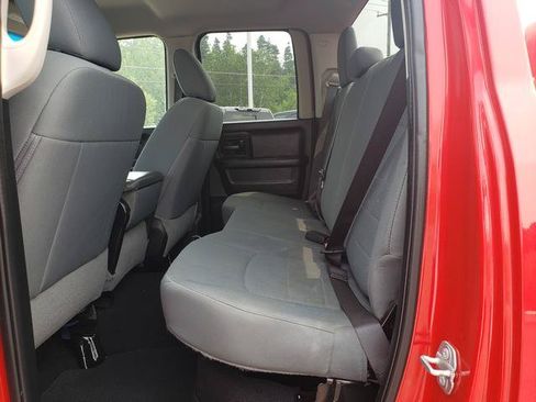 Used 2018 RAM 1500 Express AWD/4WD image 12
