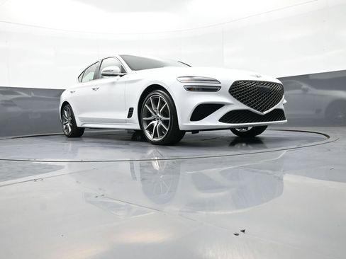 Used 2023 Genesis G70 2.0T AWD/4WD image 27