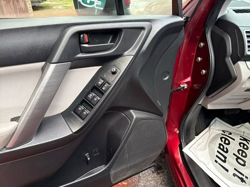 Used 2016 Subaru Forester 2.5i Premium w/ All-Weather Package image 17