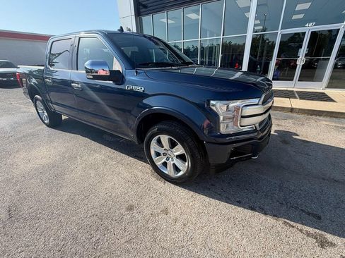 Used 2018 Ford F150 Platinum w/ Equipment Group 701A Luxury AWD/4WD image 2
