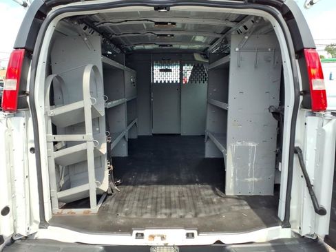 Used 2019 Chevrolet Express 2500 w/ Driver Convenience Package RWD image 18