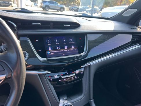 Used 2022 Cadillac XT6 Premium Luxury image 20
