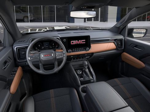 New 2025 GMC Canyon AT4 w/ Nightfall Edition image 39
