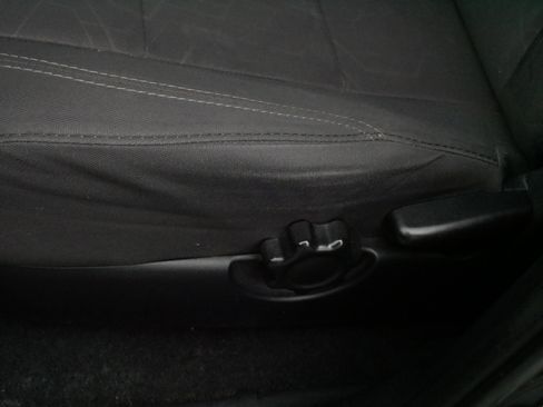 Used 2017 Toyota Tacoma TRD Off-Road AWD/4WD image 20