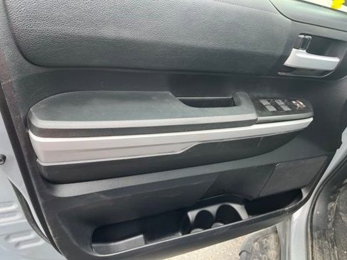 Used 2021 Toyota Tundra SR5 AWD/4WD image 7