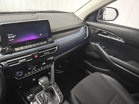 Used 2023 Kia Seltos S w/ Navigation Package AWD/4WD image 26