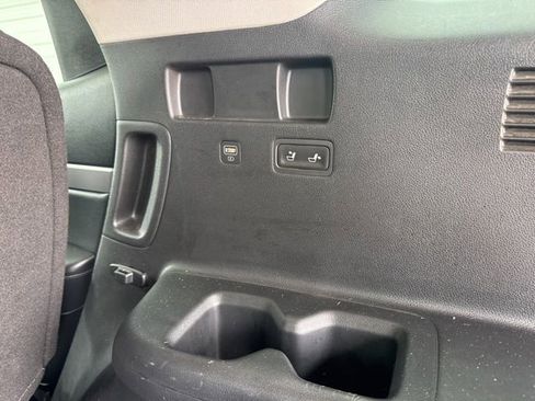 Used 2022 Hyundai Palisade SEL w/ Premium Package FWD image 25