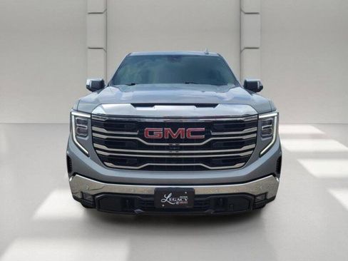 Used 2023 GMC Sierra 1500 SLT w/ SLT Premium Plus Package AWD/4WD image 2