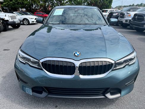 Used 2019 BMW 330i Sedan w/ Convenience Package image 2