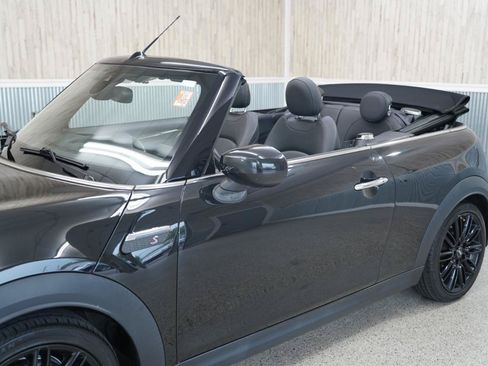 Used 2024 MINI Cooper S FWD image 12