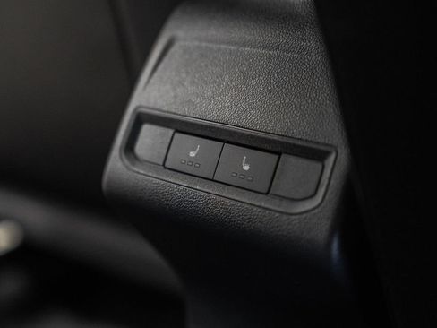 Used 2024 Volkswagen Jetta SEL FWD image 32