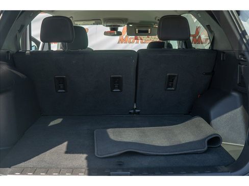 Used 2024 Chevrolet Equinox LT FWD image 33