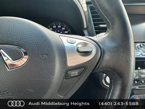 Used 2017 INFINITI QX70 AWD w/ Limited Package image 36