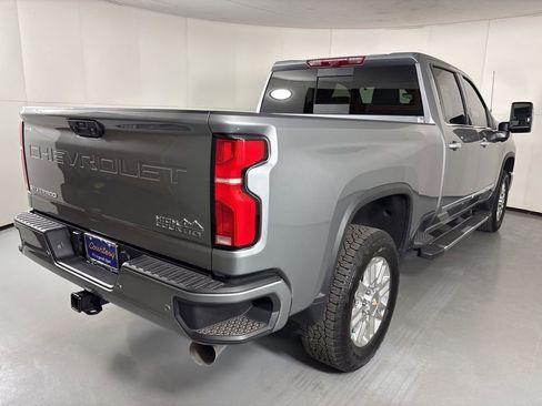 Used 2025 Chevrolet Silverado 2500 High Country w/ Technology Package image 10