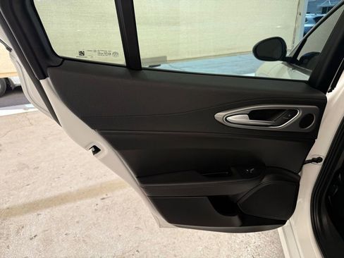 New 2025 Alfa Romeo Giulia RWD image 15