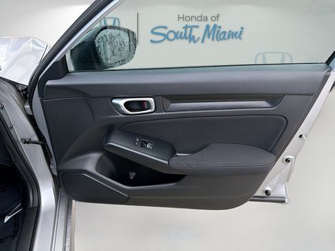 Certified 2023 Honda Civic Sport image 32