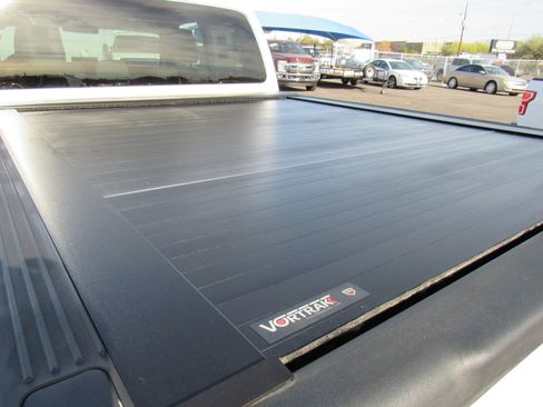 Used 2011 Ford F250 XLT w/ XLT Appearance Pkg image 19