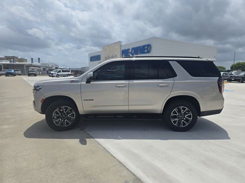 Used 2023 Chevrolet Tahoe Z71 w/ Luxury Package image 6