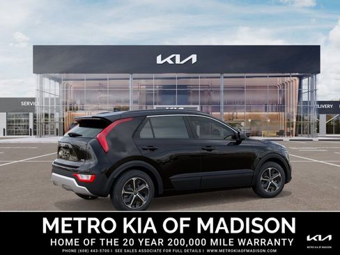 New 2026 Kia Niro LX image 6