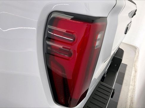 New 2026 GMC Sierra 2500 Denali w/ Denali Reserve Package image 16