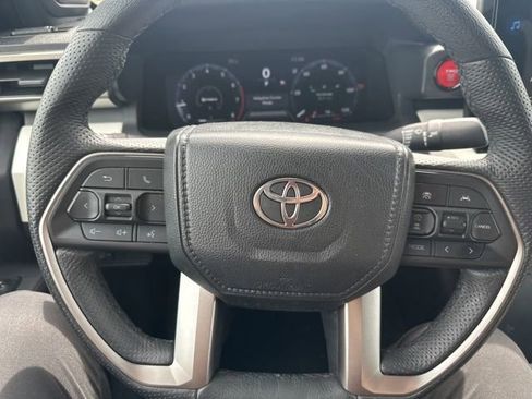 Used 2024 Toyota Tacoma TRD Sport w/ TRD Sport Upgrade Package AWD/4WD image 5