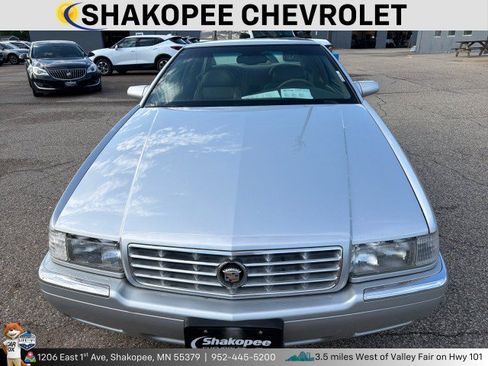 Used 1999 Cadillac Eldorado w/ Comfort/Convenience Pkg FWD image 2