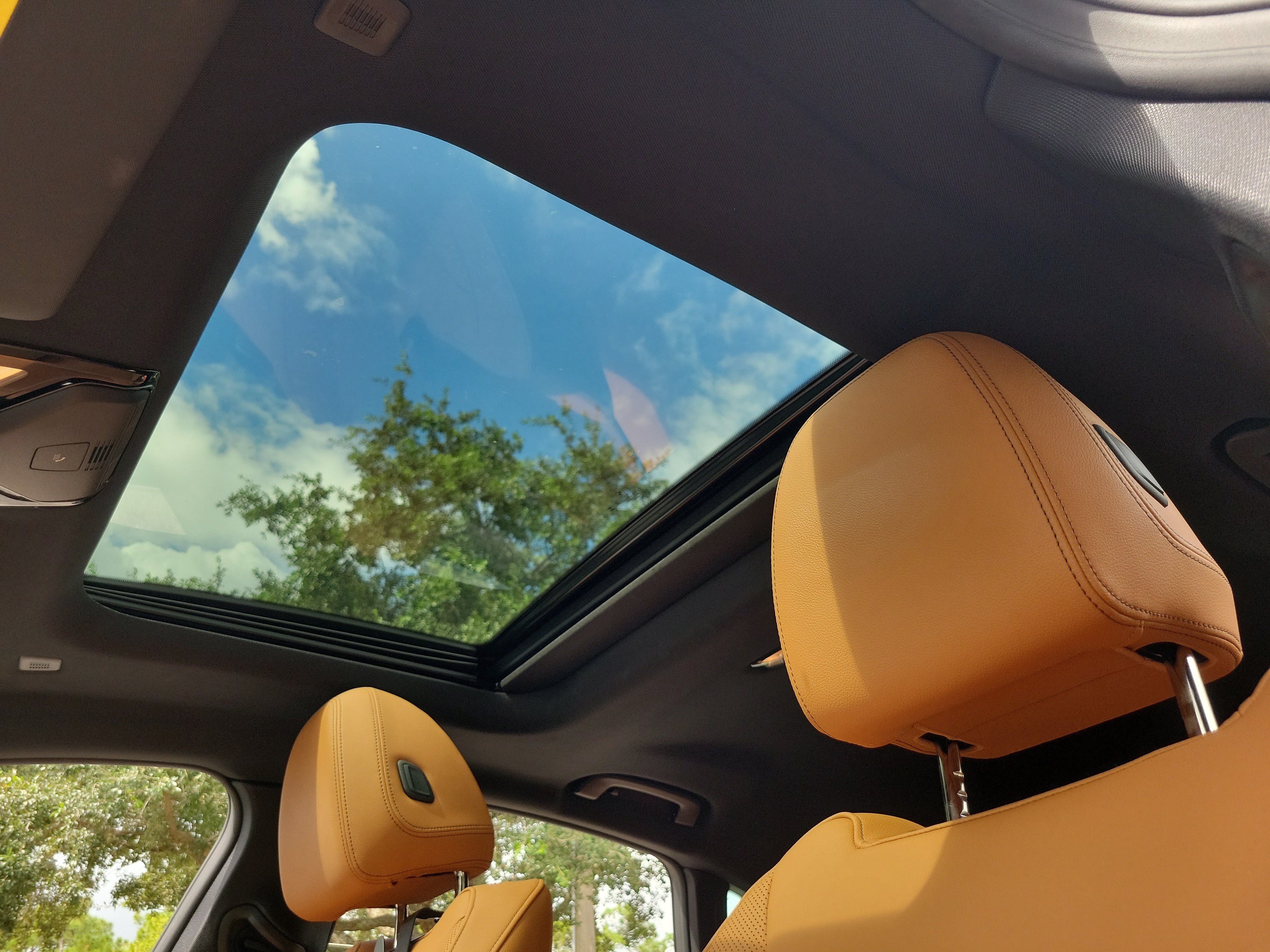 Certified 2025 BMW i4 eDrive40 RWD image 8