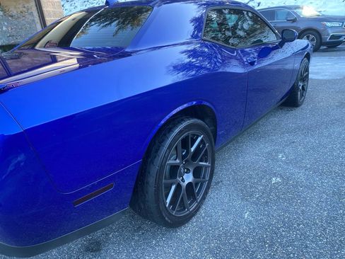 Used 2018 Dodge Challenger R/T w/ Driver Convenience Group image 35
