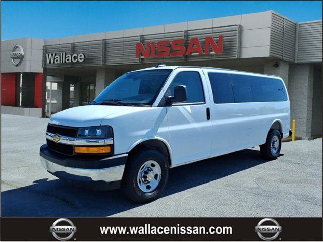 Used 2025 Chevrolet Express 3500 LT w/ LT Preferred Equipment Group RWD image 1