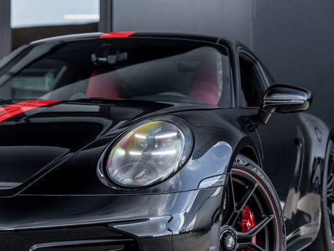 Used 2026 Porsche 911 GT3 image 18