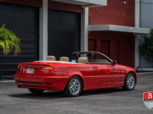 Used 2004 BMW 325Ci Convertible RWD image 16