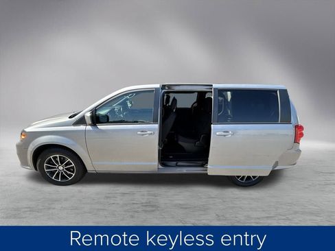 Used 2019 Dodge Grand Caravan SE image 15