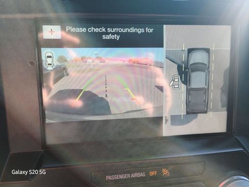 Used 2018 Ford F150 Platinum w/ Equipment Group 701A Luxury image 40