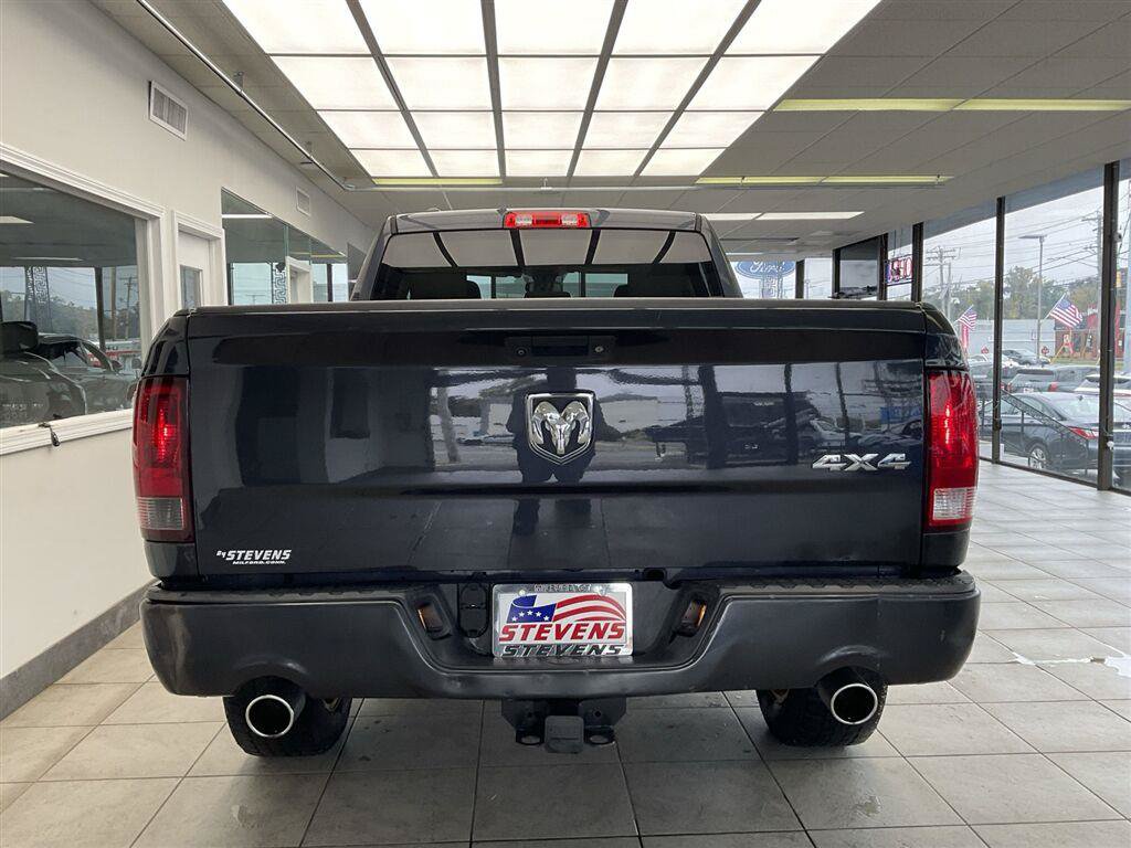 Used 2018 RAM 1500 Express w/ Express Value Package AWD/4WD image 6