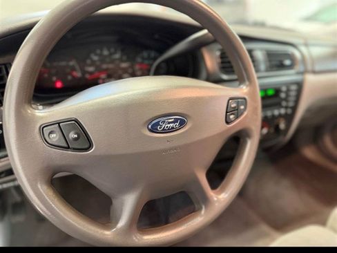 Used 2002 Ford Taurus SES FWD image 12