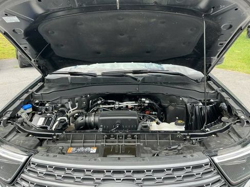 Used 2021 Ford Explorer XLT w/ Equipment Group 202A AWD/4WD image 20