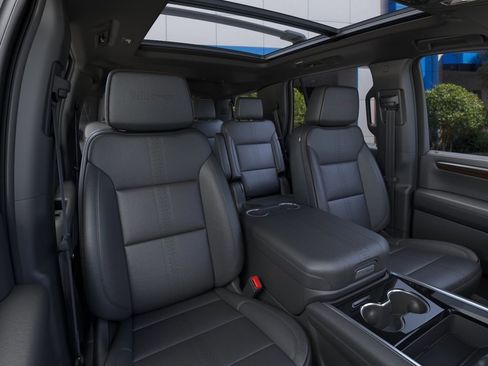 New 2026 Chevrolet Tahoe High Country w/ Sun And Tow Package AWD/4WD image 16